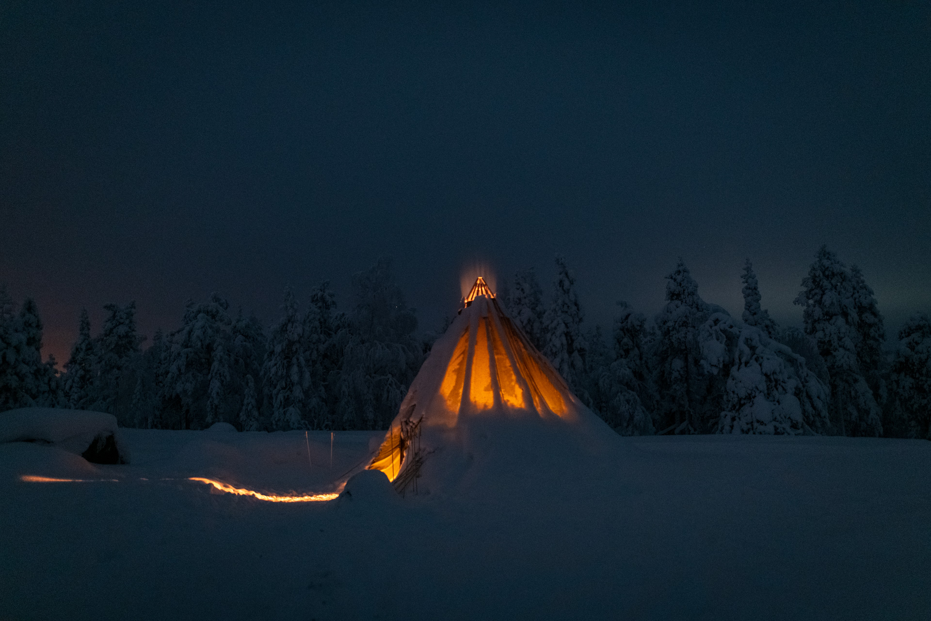 A warm fire to sit around before futures were revealed, 01.02.2019 ...